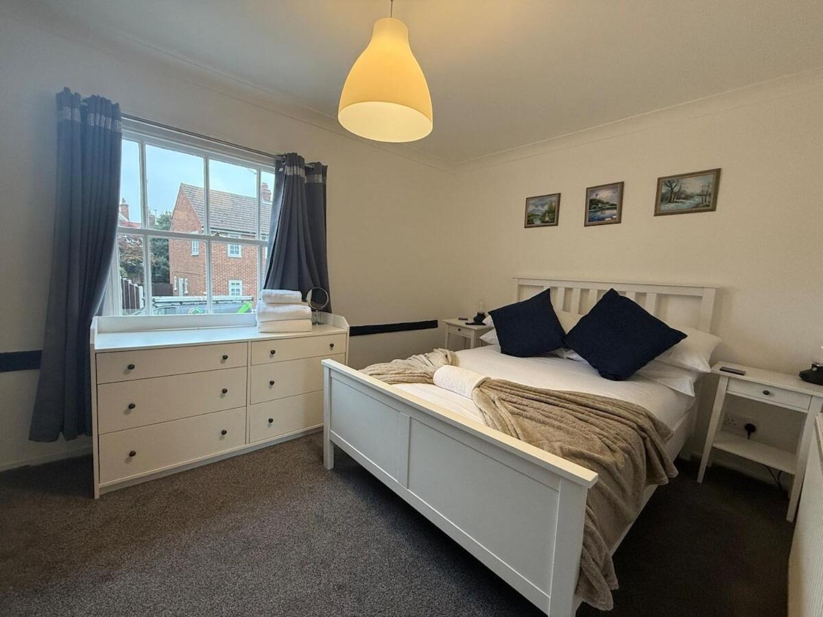 Tidal Walk Cottage By The Sea Harwich Ruang foto