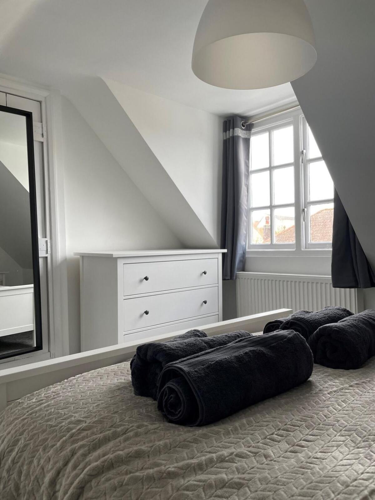 Tidal Walk Cottage By The Sea Harwich Ruang foto